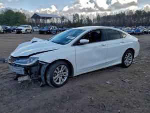 Chrysler 200 LIMITED 2.4L 4 2015