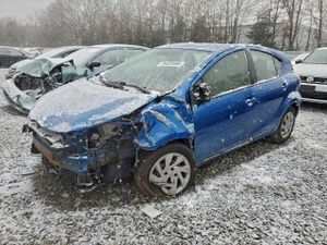 Toyota Prius 1.5L 4 2015