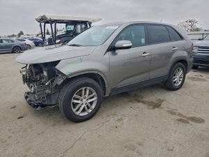 Kia Sorento LX 2.4L 4 2014