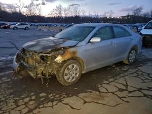 Toyota Camry BASE 2.5L 4 2011