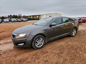 Kia Optima LX 2.4L 4 2013
