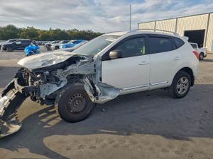 Nissan Rogue S 2.5L 4 2015