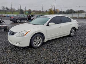 Nissan Altima BASE 2.5L 4 2011