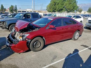 Toyota Camry LE 2.5L 4 2015