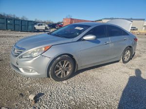 Hyundai Sonata GLS 2.4L 4 2013