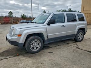 Jeep Patriot SPORT 2.4L 4 2013