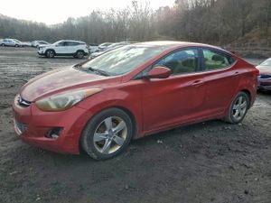 Hyundai Elantra GLS 1.8L 4 2013