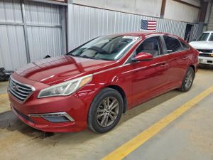 Hyundai Sonata SE 2.4L 4 2015