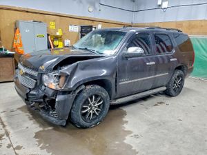 Chevrolet Tahoe K1500 LTZ 5.3L 8 2011