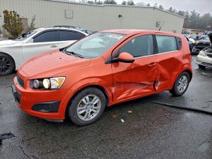 Chevrolet Aveo (Sonic) LT 1.8L 4 2013