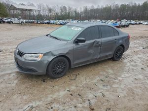 Volkswagen Jetta BASE 2.0L 4 2013
