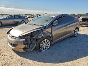 Hyundai Elantra GLS 1.8L 4 2013