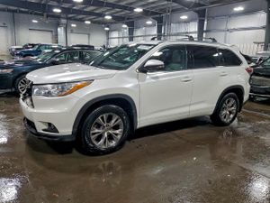 Toyota Highlander XLE 3.5L 6 2015
