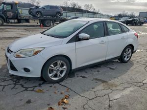 Ford Focus SE 2.0L 4 2014