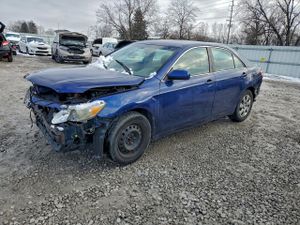 Toyota Camry BASE 2.5L 4 2011