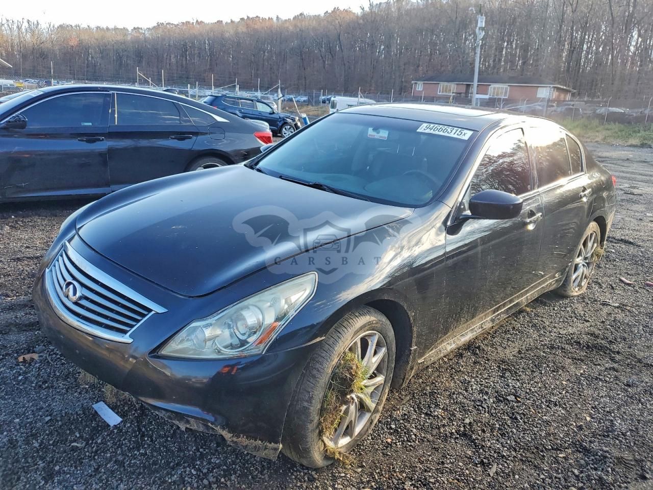 Infiniti G37 3.7L 6 2011