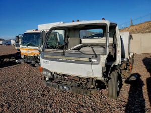 Isuzu NPR 4.8L 4 1999