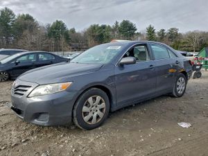 Toyota Camry BASE 2.5L 4 2010