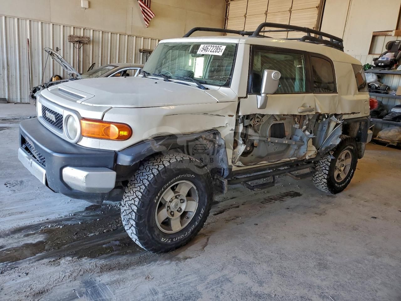 Toyota FJ Cruiser 4.0L 6 2010