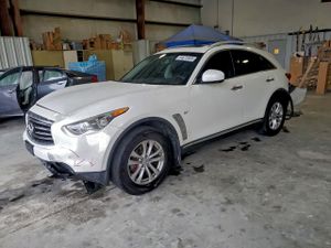 Infiniti QX70 3.7L 6 2014
