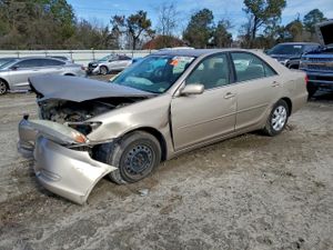 Toyota Camry LE 2.4L 4 2003
