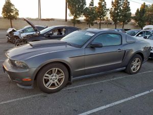 Ford Mustang 3.7L 6 2011