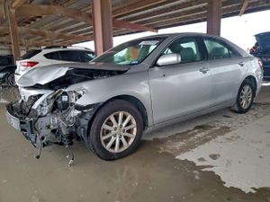 Toyota Camry SE 3.5L 6 2011