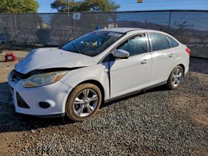 Ford Focus SE 2.0L 4 2014