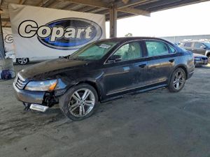 Volkswagen Passat SEL 1.8L 4 2014