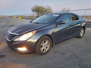 Hyundai Sonata GLS 2.4L 4 2013