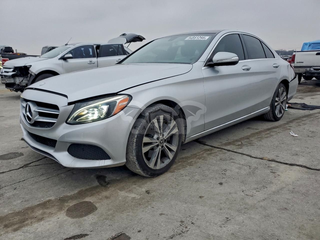 Mercedes-Benz C 300 4MATIC 2.0L 4 2015