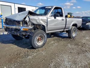 Toyota Hilux 1/2 TON SHORT WHEELBASE DX 2.4L 4 1994