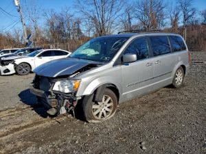 Chrysler Town & Country TOURING 3.6L 6 2015