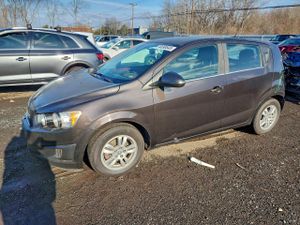 Chevrolet Aveo (Sonic) LT 1.8L 4 2014