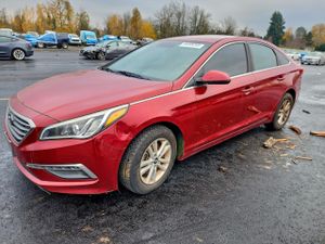 Hyundai Sonata SE 2.4L 4 2015