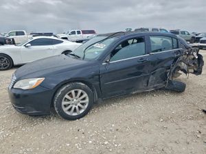 Chrysler 200 TOURING 2.4L 4 2013
