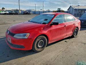 Volkswagen Jetta BASE 2.0L 4 2014