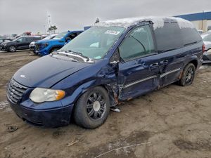 Chrysler Town & Country TOURING 3.8L 6 2005