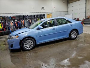 Toyota Camry L 2.5L 4 2013