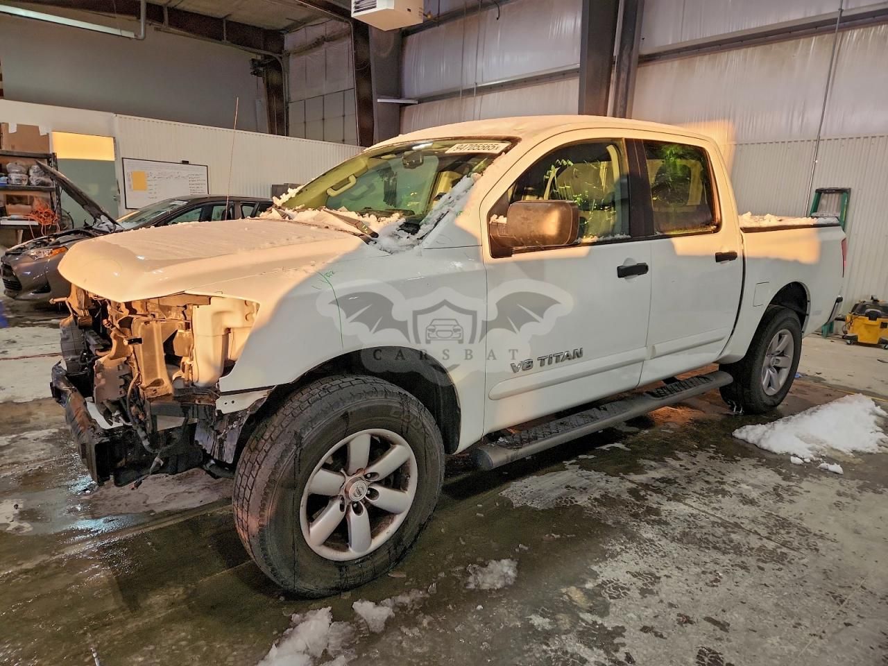 Nissan Titan S 5.6L 8 2013