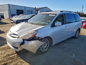 Toyota Sienna XLE 3.5L 6 2007