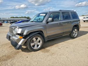 Jeep Patriot LATITUDE 2.4L 4 2012