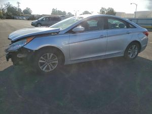 Hyundai Sonata GLS 2.4L 4 2013