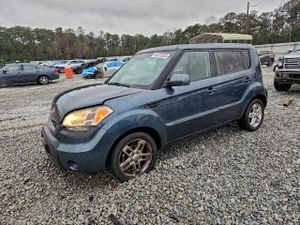 Kia Soul + 2.0L 4 2011