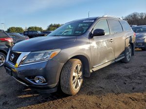 Nissan Pathfinder S 3.5L 6 2013