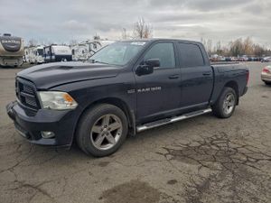 Dodge RAM SPORT 5.7L 8 2012