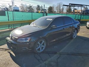 Volkswagen Jetta TDI 2.0L 4 2012
