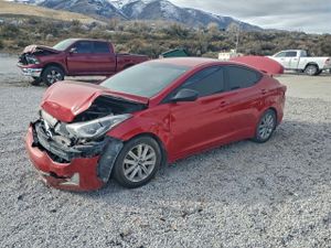 Hyundai Elantra SE 1.8L 4 2015