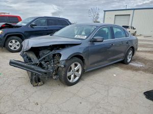 Volkswagen Passat S 1.8L 4 2015