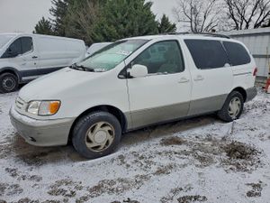 Toyota Sienna LE 3.0L 6 2003